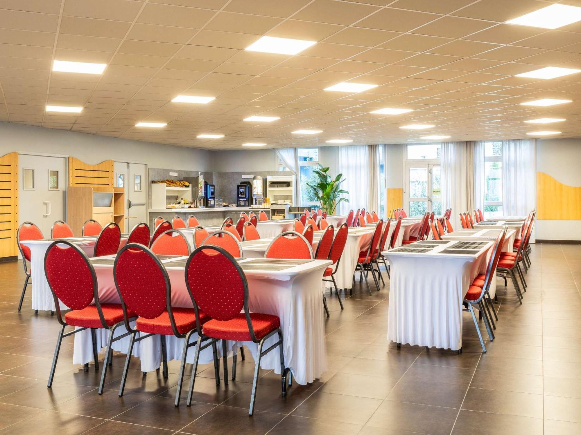 Ibis Budget Paris Porte D'Aubervilliers Exterior foto